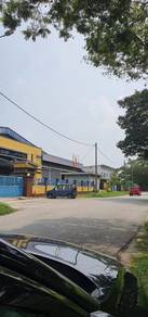 Warehouse / Factory For Sale in Bukit Beruntung,SGR