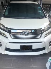 Toyota Vellfire Z GOLDEN EYES in Bandar Sungai Long, SGR
