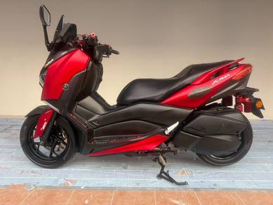 Yamaha XMAX