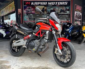 Aprilia Shiver 750