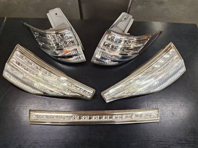 Used Set Taillamp Clear Tyt Estima ACR50