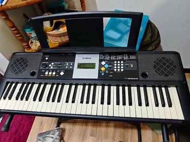 Yamaha keyboard 