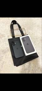 Iphone 16 128GB (under warranty)