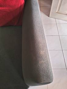 Sofa L-shaped w cushion