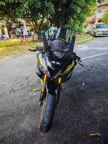 Yamaha R15