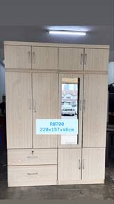 almari 4 pintu