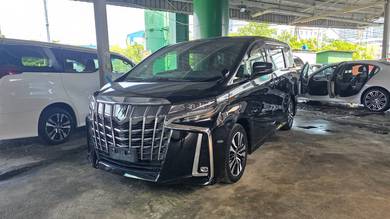 Toyota Alphard SC in Damansara, KUL