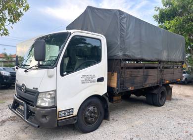 Hino Wu710r Cargo 2014year Green Engine 14.5f
