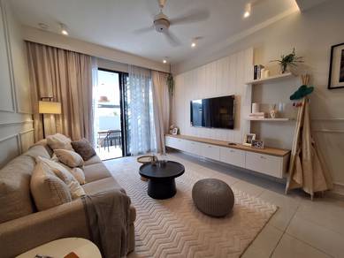 Condominium For Sale in E island Lake Haven Residence