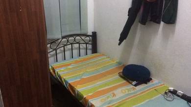 Room in Ayer Keroh, MLK