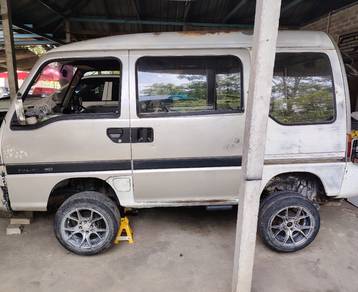 Subaru Domingo in Kota Damansara, SGR
