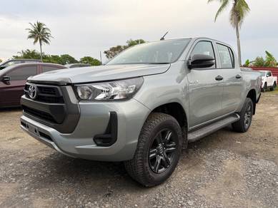 2026 Toyota Hilux E