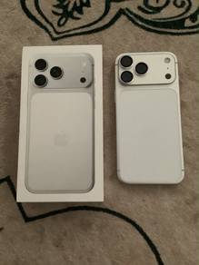 iphone 17 pro max silver colour (256gb)