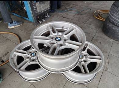 BMW E39 Style 66 staggered 17" rim