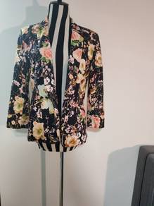 Floral blazer