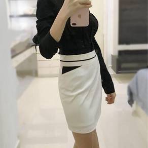 Elements creamy white formal skirt
