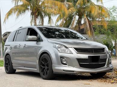 2011 Mazda 8