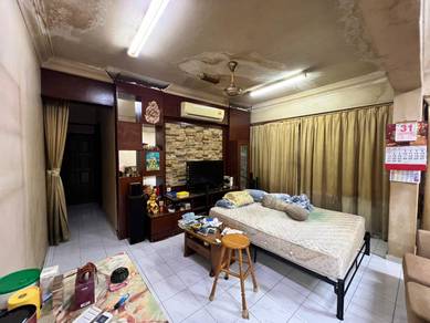Apartment For Sale in Desa Jelutong