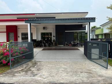 Semi-Detached House For Sale in Sepang,SGR
