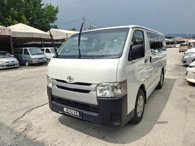 Toyota Hiace in Jalan Kuching, KUL