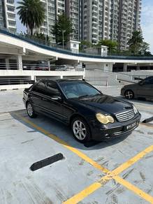 Mercedes Benz 200 in Putrajaya, PJY