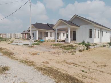 Bungalow House For Sale in Pasir Puteh,KTN