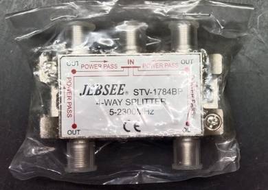 Power splitter four-way satellite signal