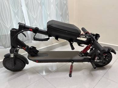 Skuter elektrik (Electric scooter) MODIFIED!!