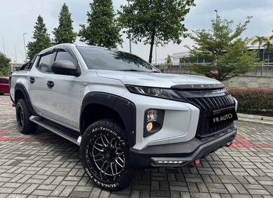 Mitsubishi Triton VGT A/T in Shah Alam, SGR