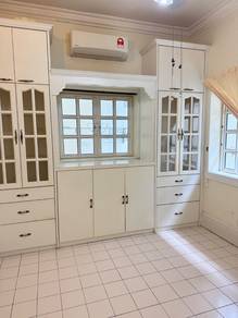 Built-In Display & Storage Cabinets
