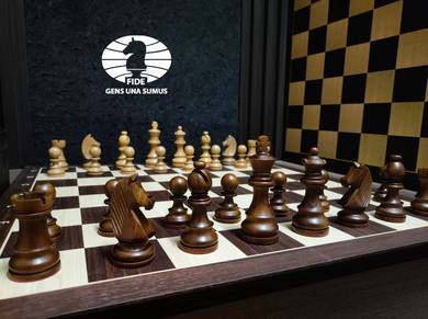 FIDE World Championship Chess Set | Wooden German