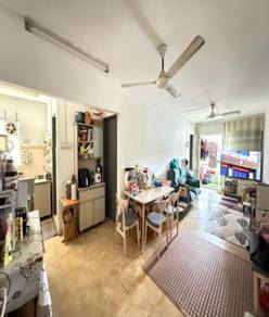 Condominium For Sale in Ketumbar Heights