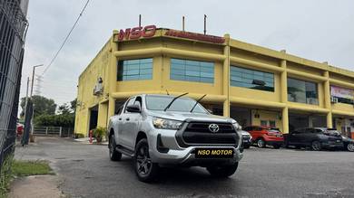 Toyota Hilux E in Cheng, MLK