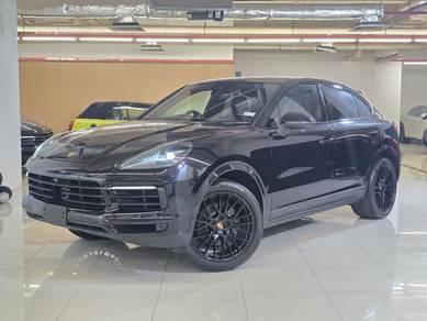 Porsche Cayenne COUPE BASE in Kota Damansara, SGR