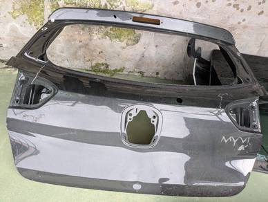 Bonet belakang boot Myvi 