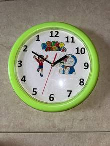 Reverse or Backward Clock