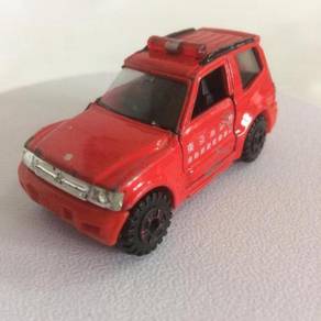 CFE134 1999 TOMY TOMICA 1:63 Mitsubishi Pajero 4x