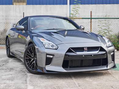 Nissan GTR BLACK EDITION in Glenmarie, SGR