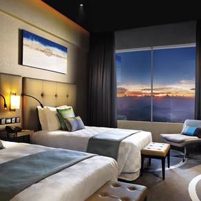 RW Hotel Premier Room 