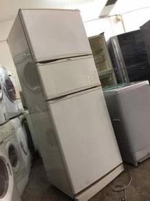 3 Pintu Fridge Freezer Refrigerator Elba Peti Ais