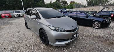 Toyota Wish X in Kubang Semang, PNG
