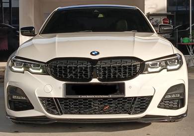 BMW 330i 30i M SPORT in Johor Bahru, JHR