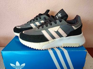 Kasut Adidas Retropy F2 Women Almost New Shoes