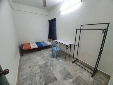 Room in Ara Damansara, SGR