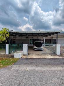 Terraced House For Sale in Pekan,PHG