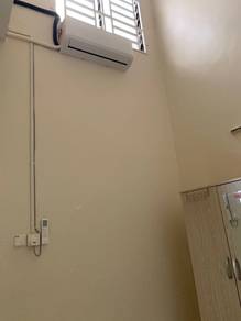 Room in Tasek Gelugor, PNG