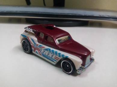 2016 Hotwheels Cockney Cab II Taxi