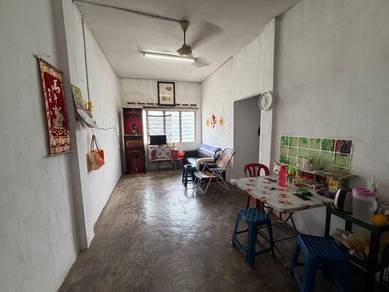 Flat For Sale in Taman Pulai Utama