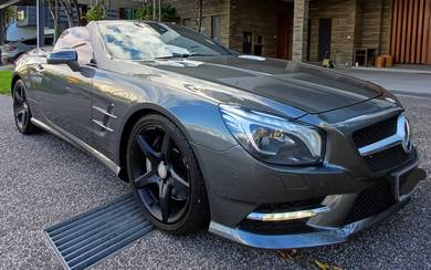 Mercedes Benz SL350 350 BlueEFCY (CBU) in Puchong, SGR