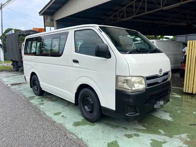 Toyota Hiace in Kajang, SGR